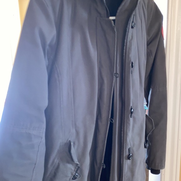 Canada Goose jacket - Picture 3 of 3